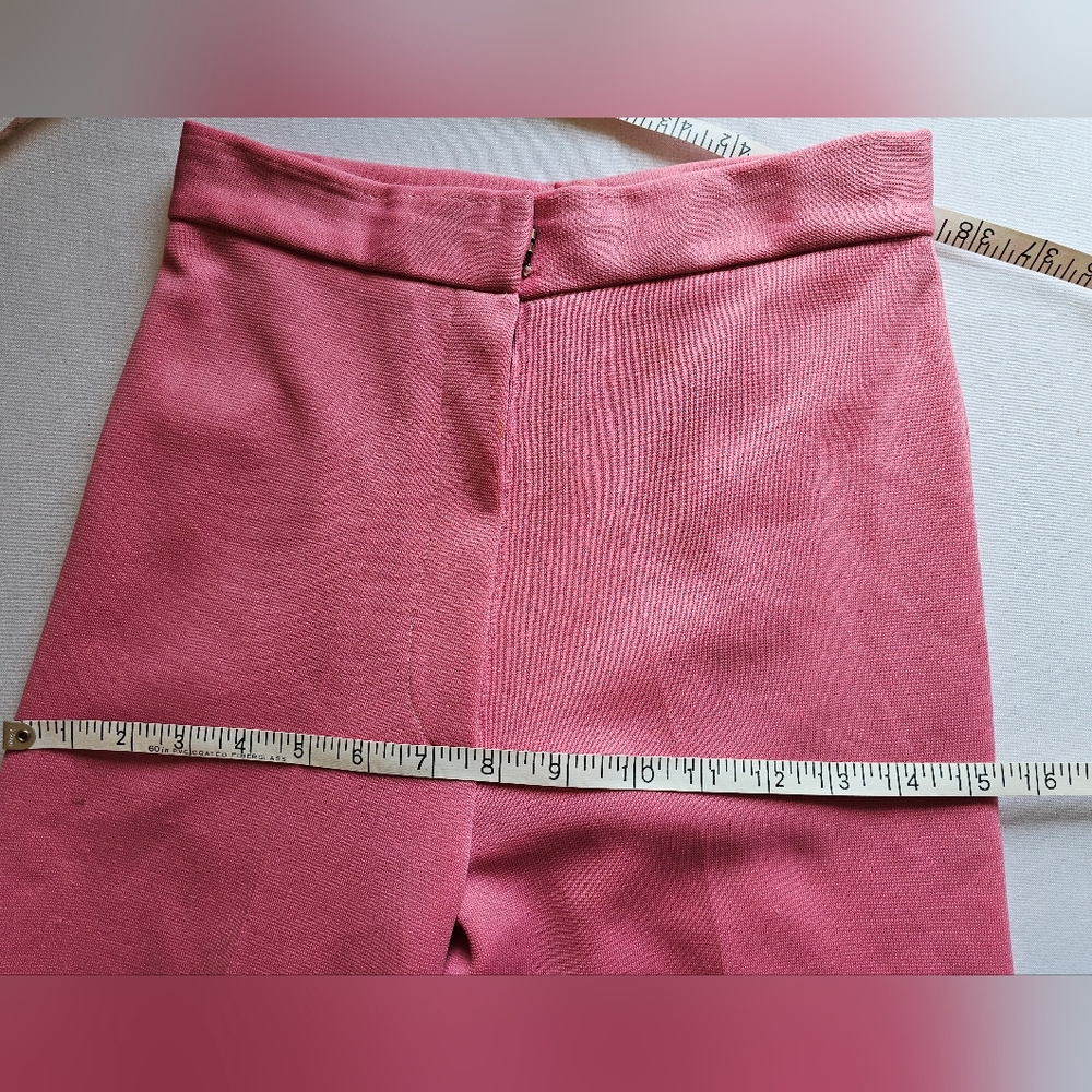 Vintage 70s Pink Taffy 2Piece Pantsuit Bellbottoms - Picture 10 of 16